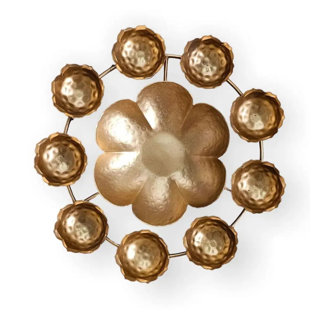 Gold flower metal t-light holder for festive decor